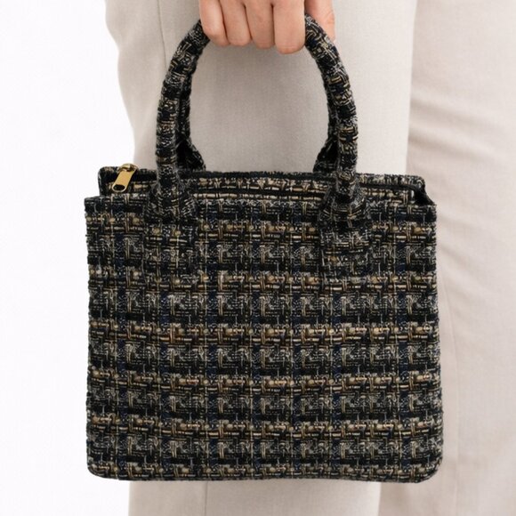 J. Crew Handbags - EUC J.Crew Black & Tan Tweed Top Handle Tote Bag